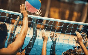 詹姆斯生涯关键时刻出手至少4次投篮的比赛，命中率达59%