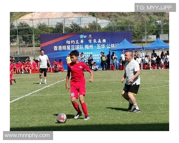 [天下足球]拜仁完胜美因茨 距离德甲夺冠仅一步之遥